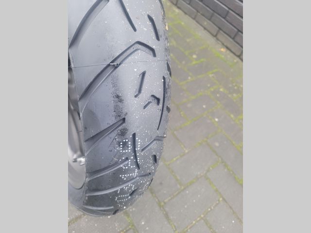 triumph - tiger-explorer-xrx