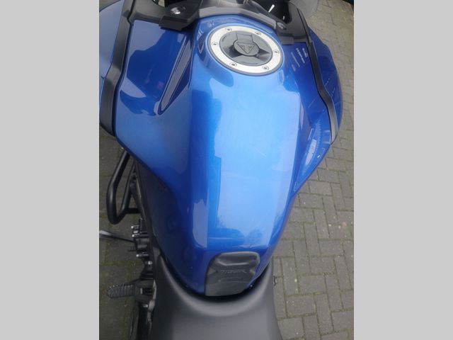 triumph - tiger-explorer-xrx