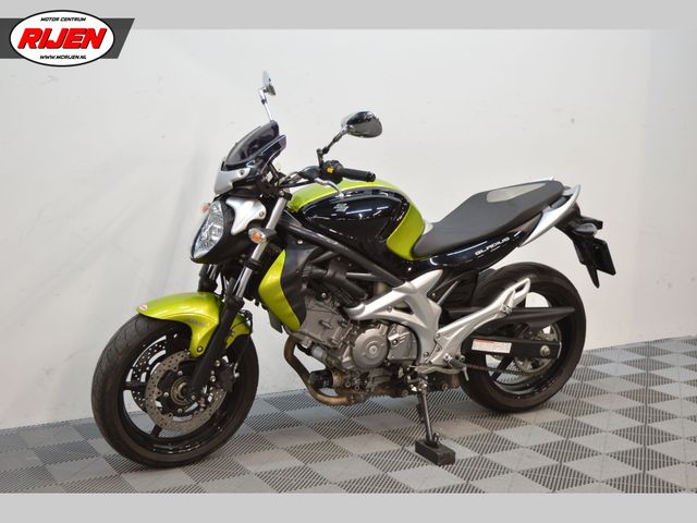suzuki - sfv-650-gladius-abs