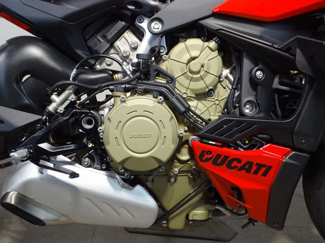 ducati - streetfighter-v4s