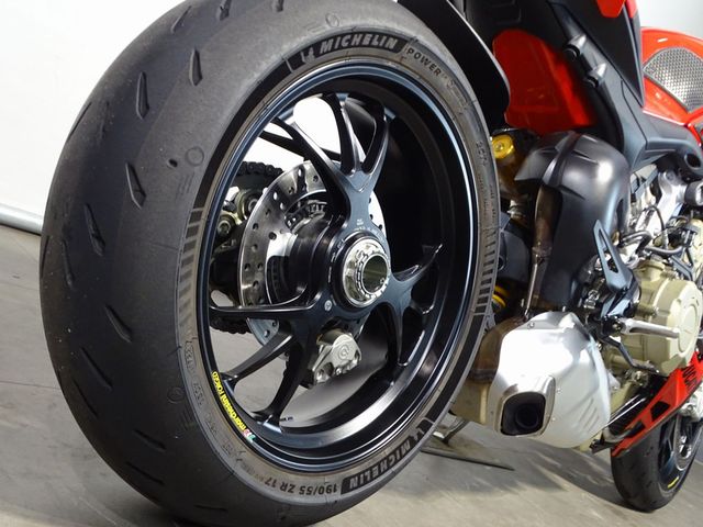 ducati - streetfighter-v4s
