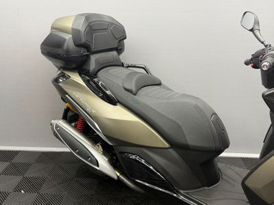 PEUGEOT METROPOLIS SW – foto 3