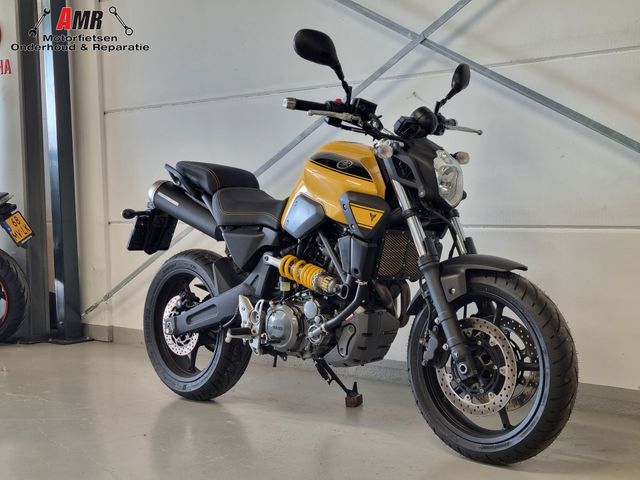 yamaha - mt-03