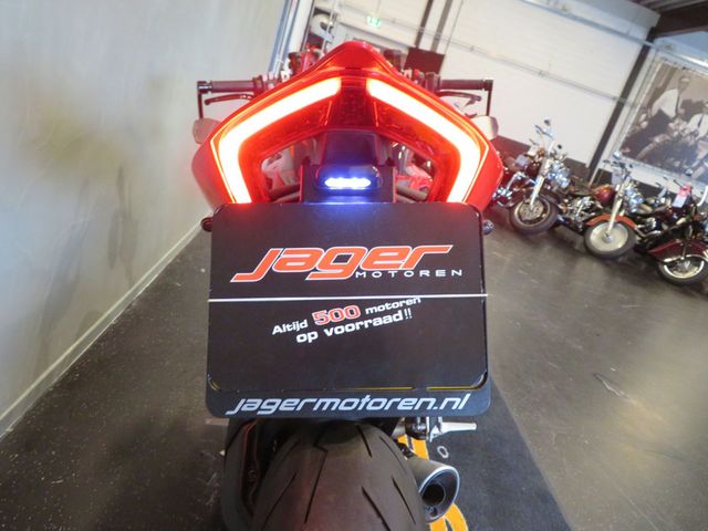 ducati - streetfighter-v2