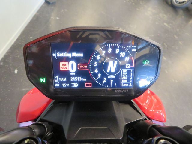 ducati - streetfighter-v2