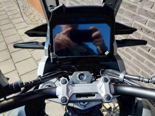 suzuki - v-strom-1050