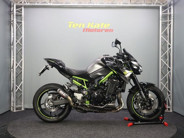 kawasaki - z900