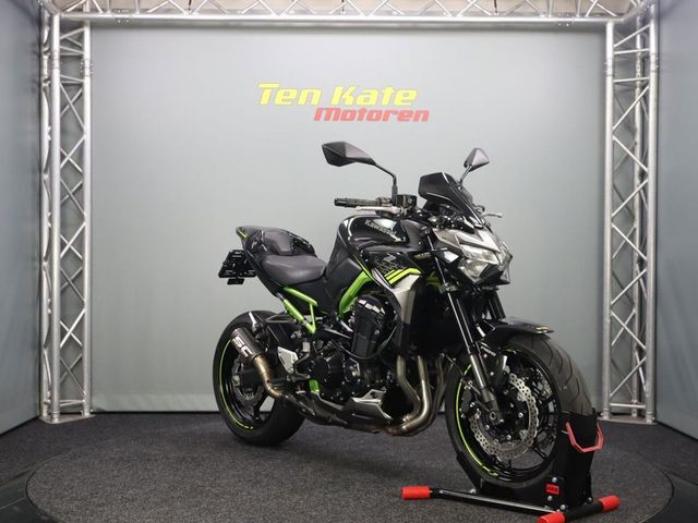 kawasaki - z900