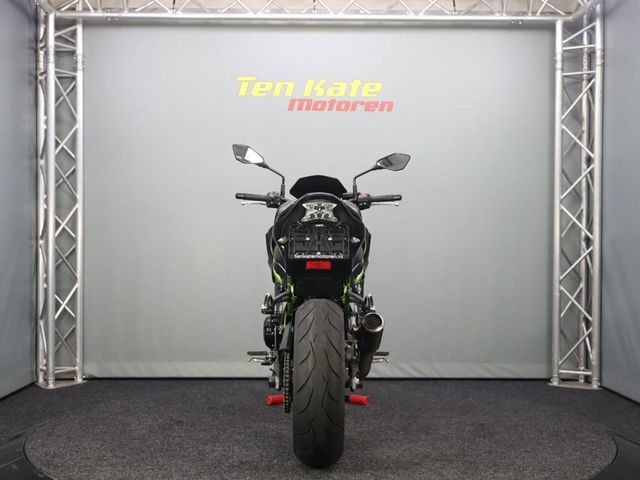 kawasaki - z900