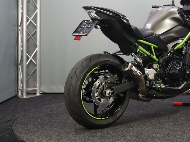 kawasaki - z900