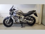 YAMAHA FZS 600 FAZER