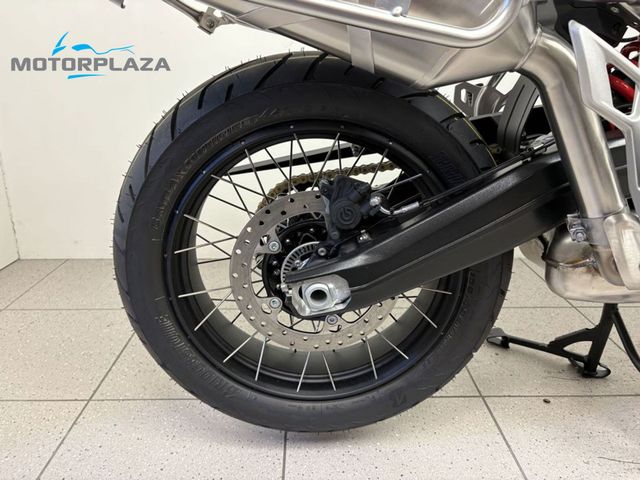 bmw - f-900-gs-adventure