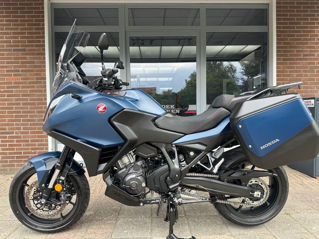 honda - nt-1100-dct