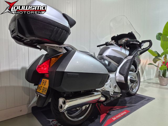 honda - st-1300-pan-european