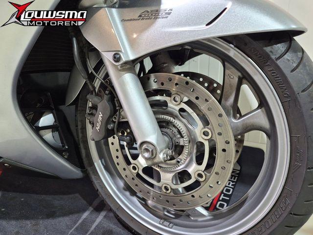honda - st-1300-pan-european