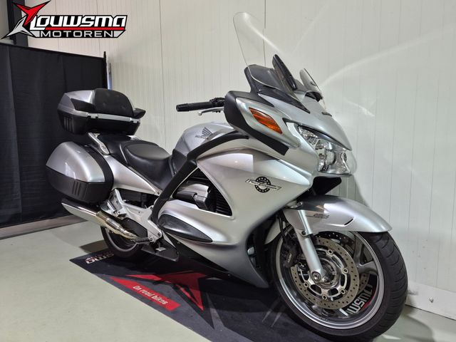 honda - st-1300-pan-european