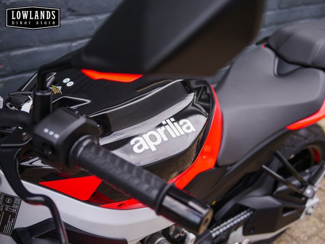 aprilia - tuono-457