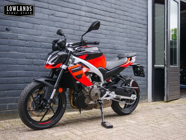 aprilia - tuono-457