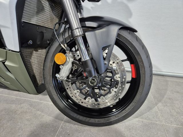 ducati - streetfighter-v2