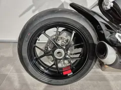 Ducati Streetfighter V2 2024 occasion – foto 5 van 9