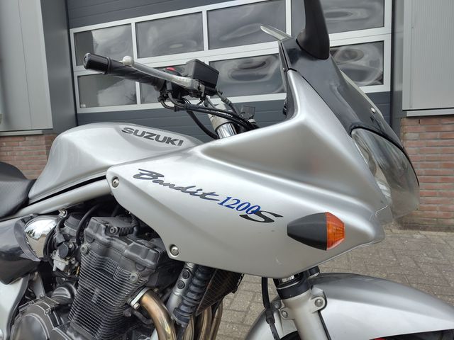 suzuki - gsf-1200-s-bandit