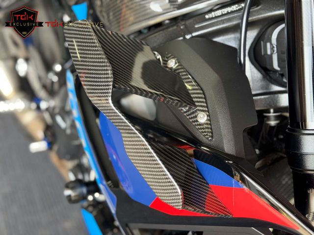 bmw - m-1000-r