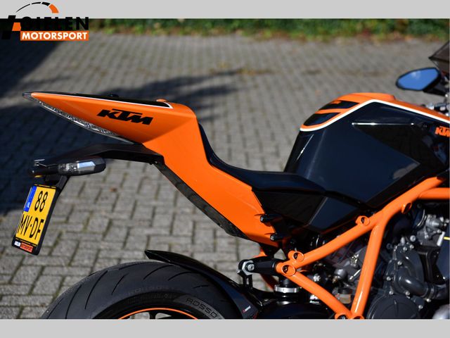 ktm - 1190-rc-8-r-red-bull-edition