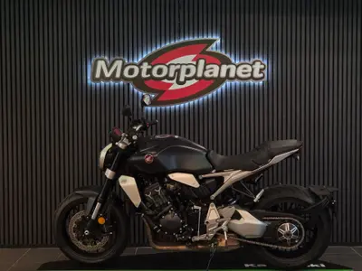 HONDA CB 1000 R – foto 2