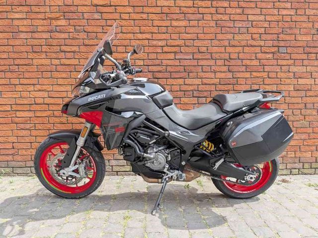 ducati - multistrada-v2-s