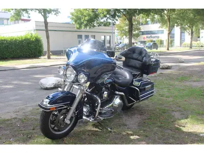 HARLEY-DAVIDSON ELECTRA GLIDE CLASSIC FLHTC – foto 2