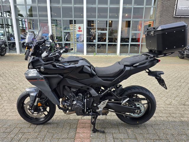 yamaha - tracer-9
