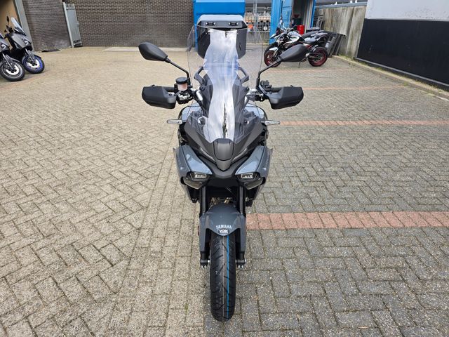 yamaha - tracer-9