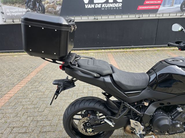 yamaha - tracer-9