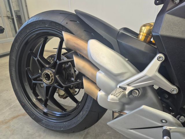 mv-agusta - f3-675