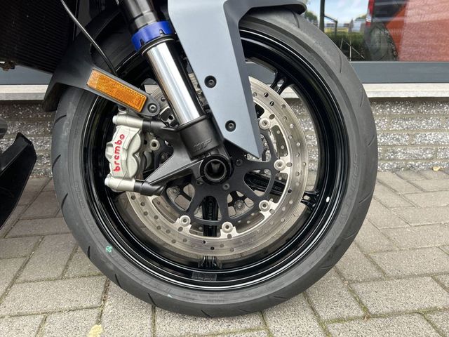 ktm - 1290-super-duke-gt