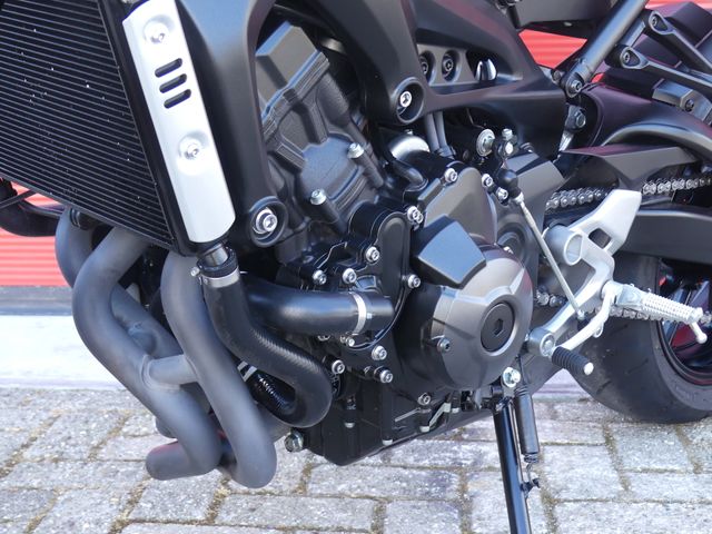yamaha - xsr-900-abs