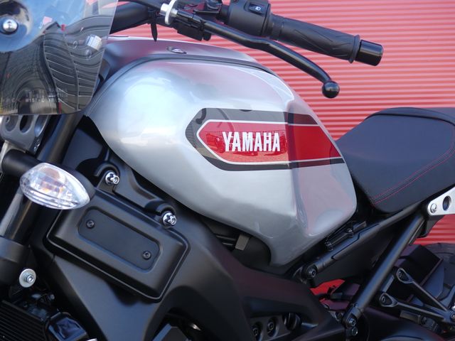 yamaha - xsr-900-abs