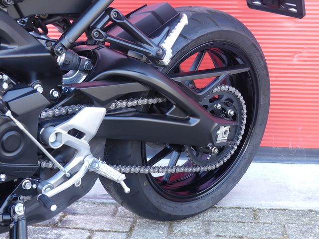 yamaha - xsr-900-abs