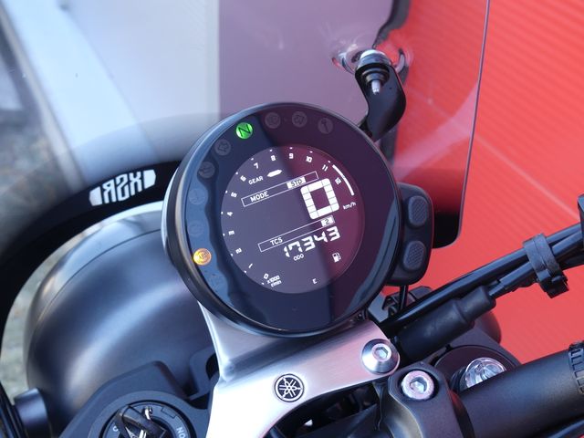 yamaha - xsr-900-abs
