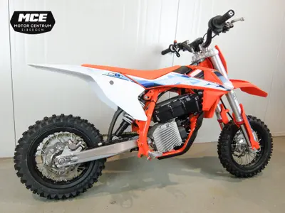 KTM SX-E3 – foto 3
