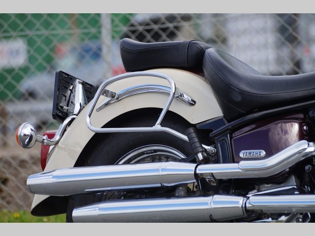 yamaha - xvs-1100-a-dragstar-classic