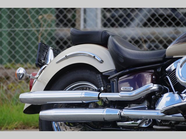yamaha - xvs-1100-a-dragstar-classic