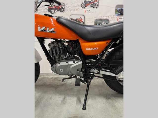 suzuki - rv-125-vanvan