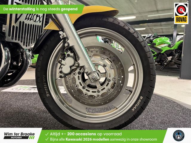 yamaha - vmx-1200-v-max