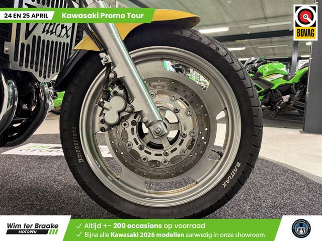 yamaha - vmx-1200-v-max