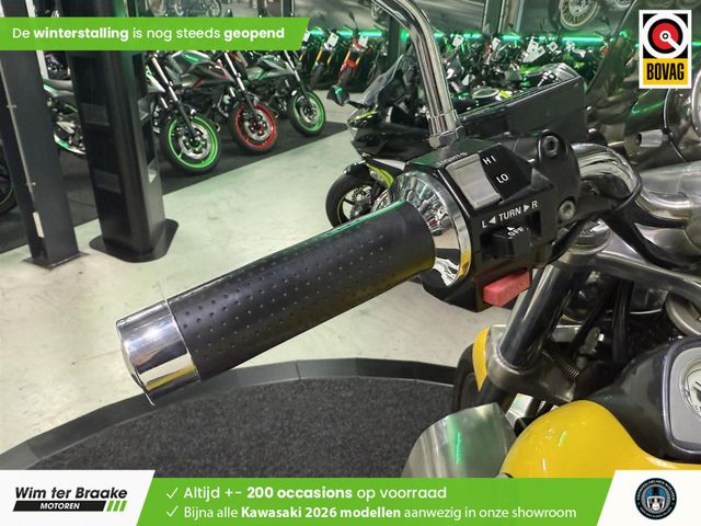 yamaha - vmx-1200-v-max