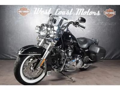 HARLEY-DAVIDSON ROAD KING CLASSIC FLHRC – foto 3