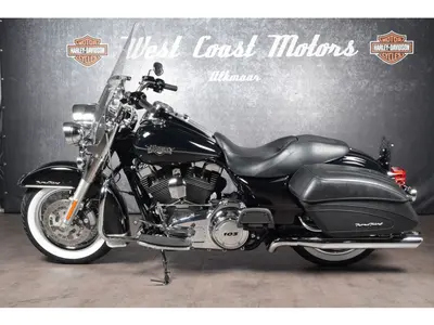 HARLEY-DAVIDSON ROAD KING CLASSIC FLHRC – foto 4