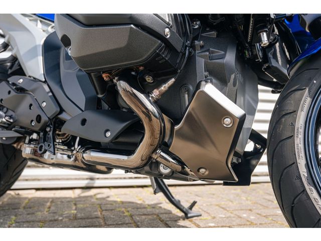 bmw - r-1300-r