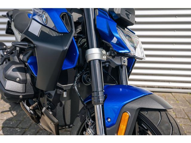 bmw - r-1300-r